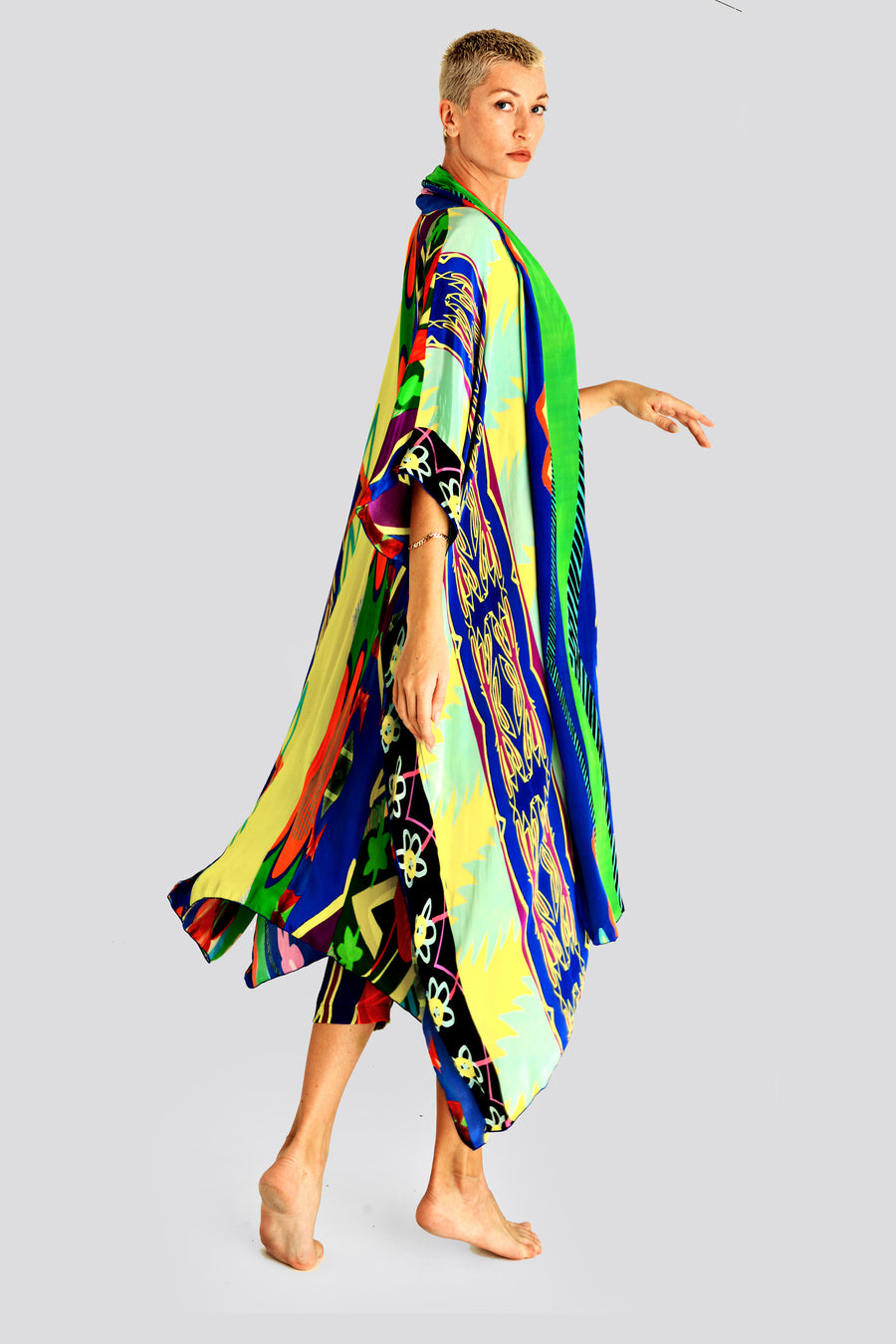 Oilien - Viscose Crepe Fabric Digital Print Long Cape (7365806915780)