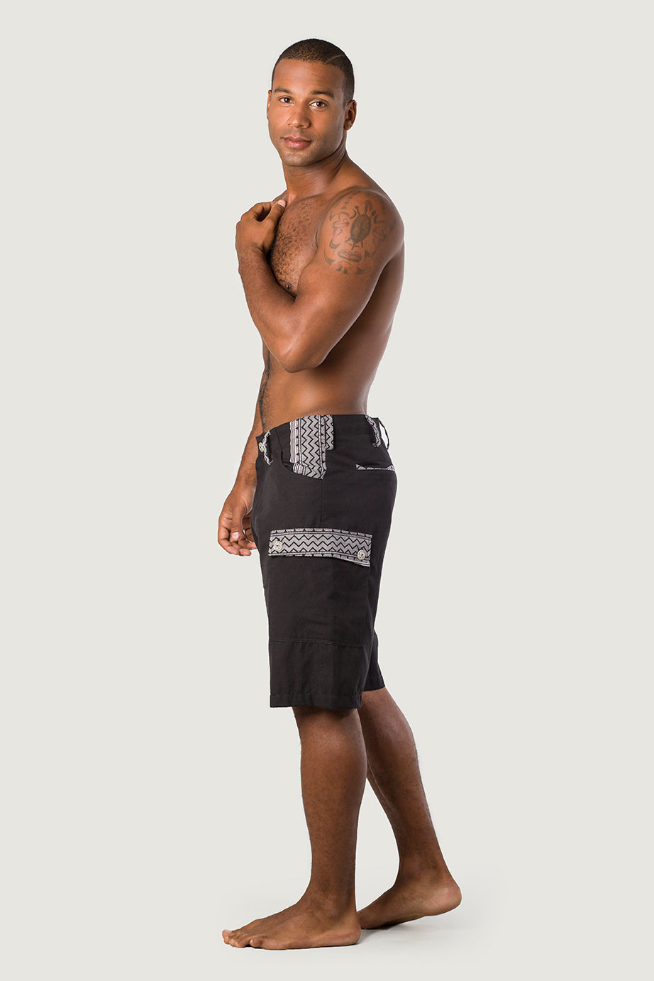 Wyatt - 100% Cotton Shorts With Hand Carved Bone Buttons (4493568737385)